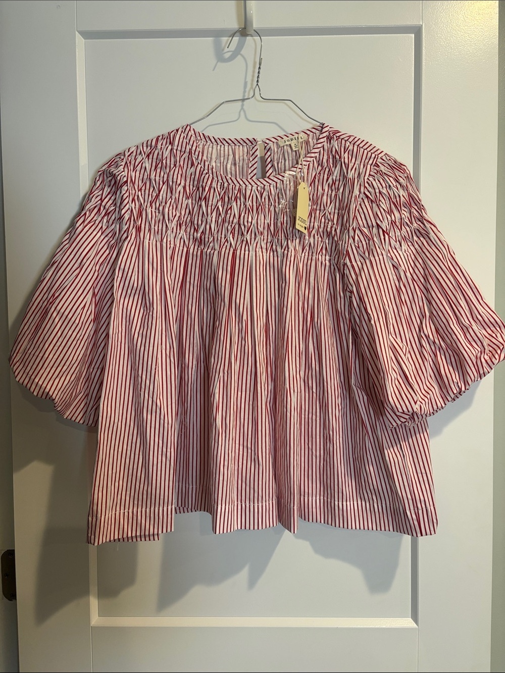 Jodifl Women’s Short Sleeve Oversized Blouse Medium